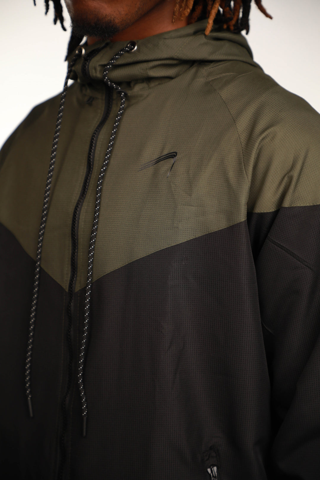 Elite Two Tone Windbreaker - Black