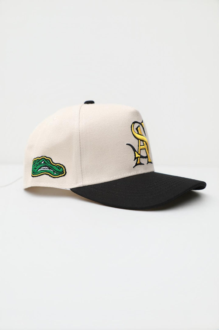 Gators - Beige & Black