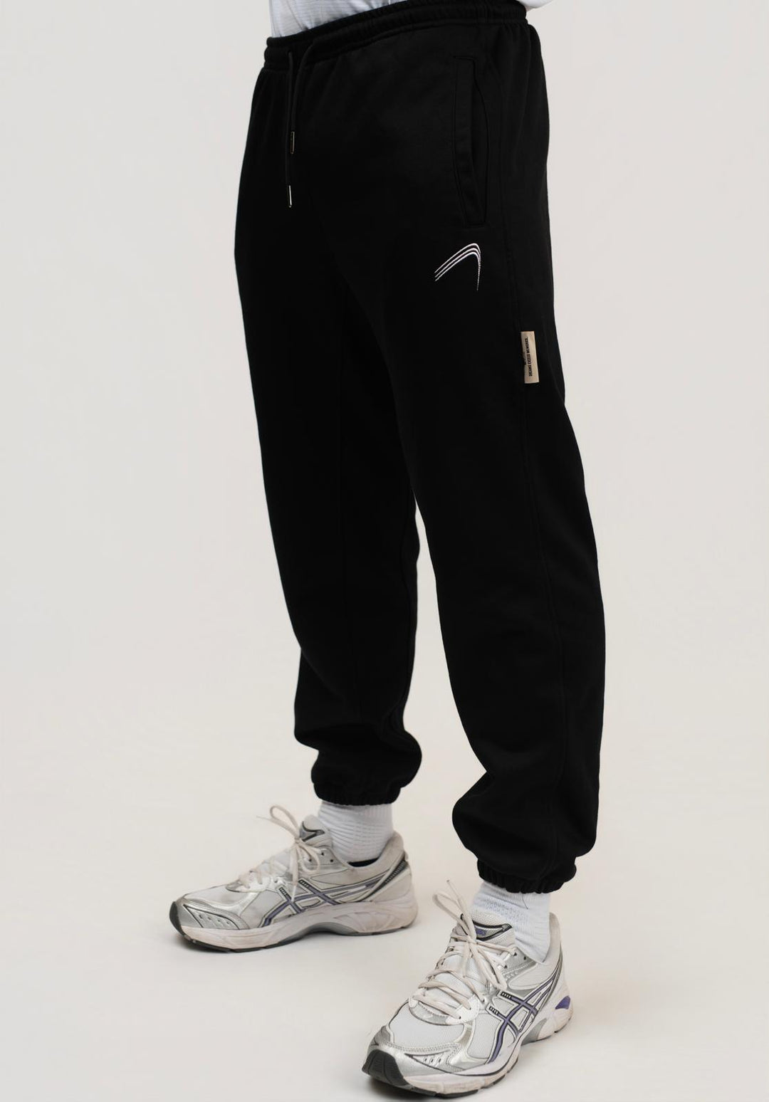 Elite  Crewneck Jogger Pants - Black